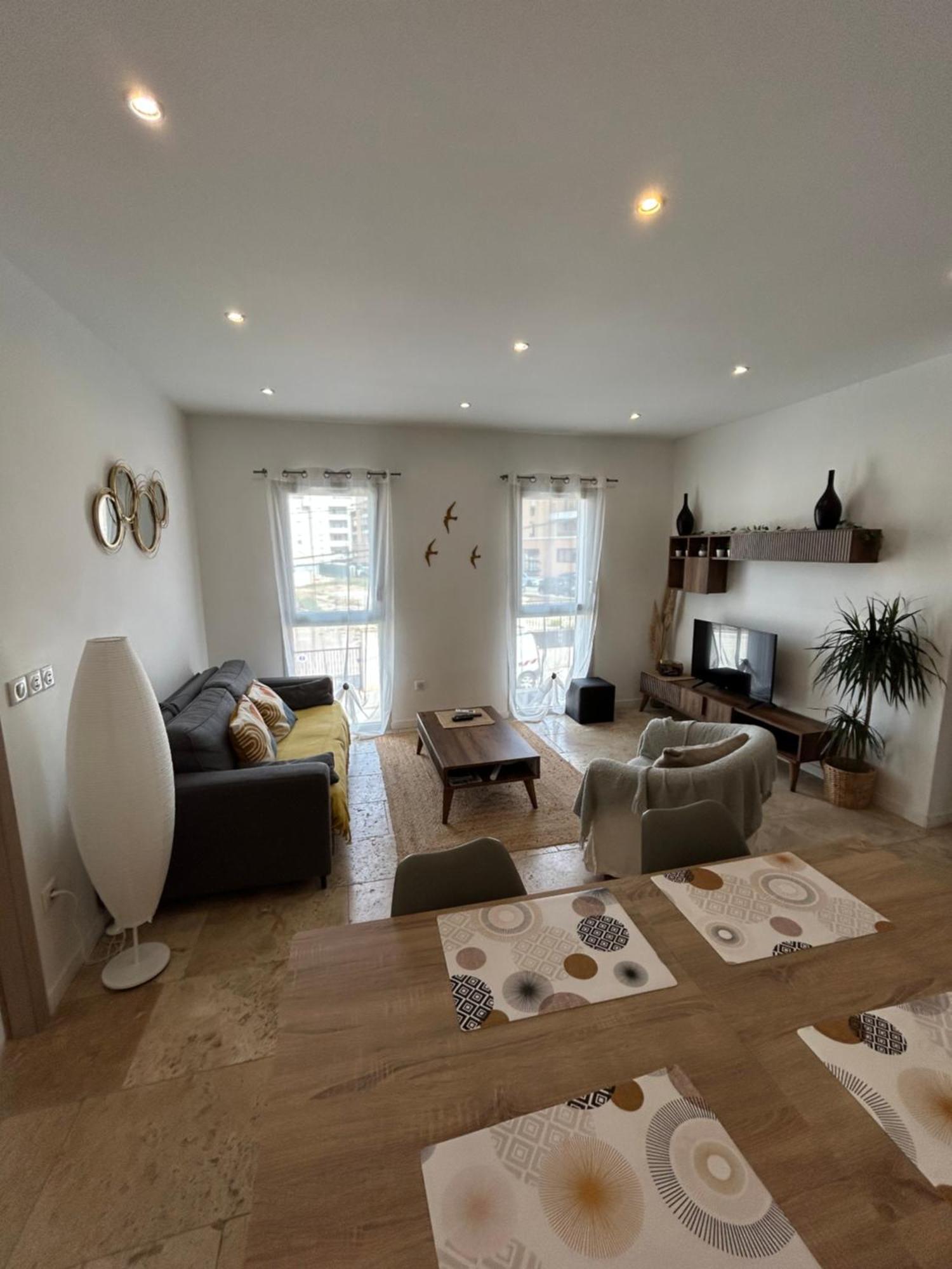 Appartement T3 Dans Maison Neuve 7 Couchages La Seyne-sur-Mer Luaran gambar